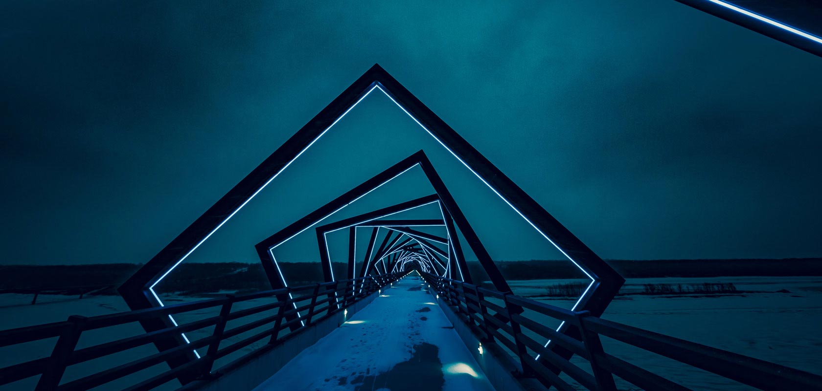 账号交易市场的在线短信轰炸网页版